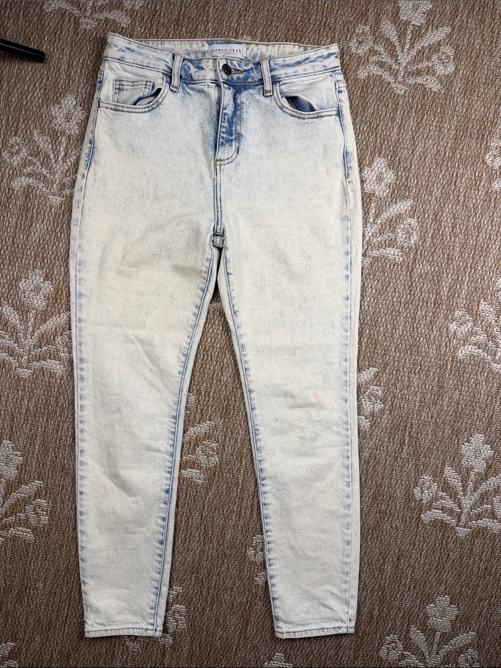 Carly High-Rise Light Acid Wash Women’s Jeans